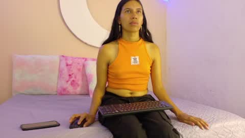 samanthalaurent online show from 06/22/26, 07:11
