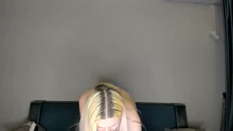 Snapshot of samanthamiasnik1 chatting on 12/23/24, 02:28 Samantha online show from 12/23/24, 02:28