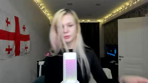 Snapshot of samanthamiasnik1 chatting on 01/14/25, 09:41 Samantha online show from 01/14/25, 09:41