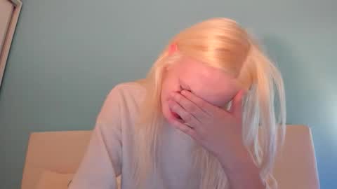 Snapshot of samanthamiasnik1 chatting on 12/16/25, 09:31 Samantha online show from 12/16/25, 09:31