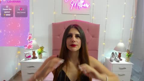 Snapshot of samanthamillher1 chatting on 12/27/24, 12:23 Samy online show from 12/27/24, 12:23