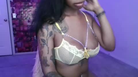 Snapshot of samanthaporsha chatting on 03/06/25, 12:54 samanthaporsha online show from 03/06/25, 12:54
