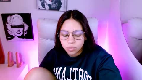 Samantha online show from 03/10/26, 03:39