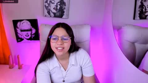 Samantha online show from 03/15/26, 07:31