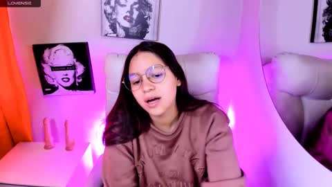 Samantha online show from 03/16/26, 03:27