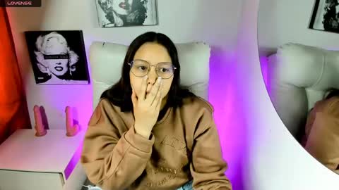 Samantha online show from 04/11/26, 03:05