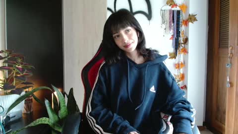 Snapshot of samantx chatting on 02/13/25, 06:05 lil sam online show from 02/13/25, 06:05