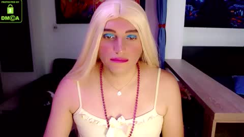 Samara online show from 11/19/25, 04:56