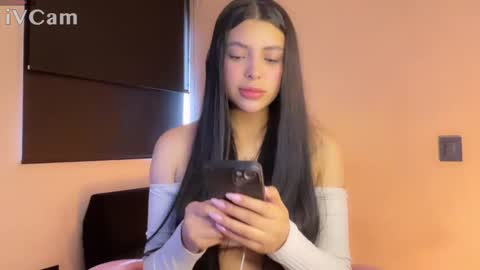 Snapshot of samara_lam chatting on 02/05/25, 07:10 Sammy  online show from 02/05/25, 07:10