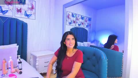 Snapshot of samara_warren chatting on 12/19/24, 11:50 Samara Warren online show from 12/19/24, 11:50