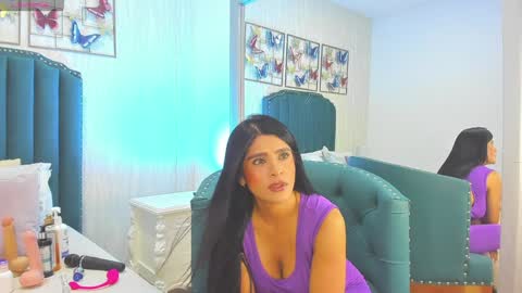 Snapshot of samara_warren chatting on 12/29/24, 11:29 Samara Warren online show from 12/29/24, 11:29