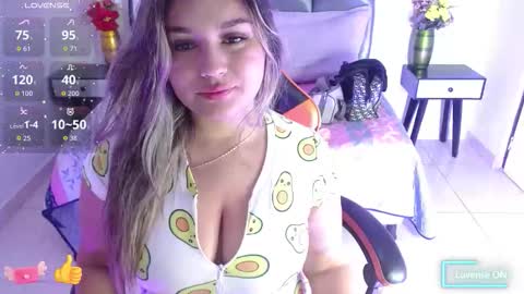 Snapshot of samara_wish chatting on 09/16/25, 01:12 samara_wish online show from 09/16/25, 01:12