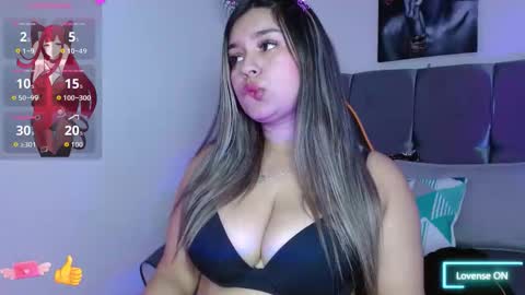 Snapshot of samara_wish chatting on 10/21/25, 01:34 samara_wish online show from 10/21/25, 01:34