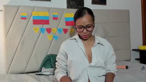 samaraa_smith1 online show from 07/16/26, 12:11