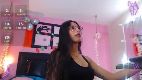 Snapshot of samaracortez chatting on 10/08/25, 08:17 Sammy online show from 10/08/25, 08:17