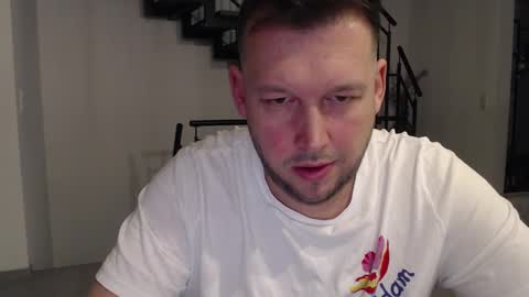 Snapshot of samariterbw chatting on 02/08/25, 08:21 TopBoy online show from 02/08/25, 08:21