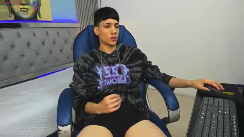 Sam online show from 02/10/26, 03:49