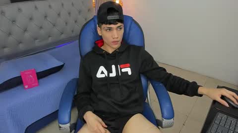 Sam online show from 03/20/26, 01:16