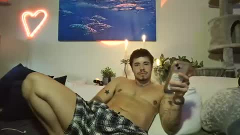 Snapshot of sambogagis chatting on 06/20/26, 02:47 Salvatore online show from 06/20/26, 02:47