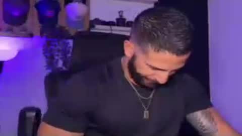 Snapshot of samdornan chatting on 06/25/26, 02:44 Sam Dornan online show from 06/25/26, 02:44