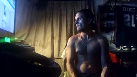 Snapshot of sameeed99 chatting on 10/15/25, 03:50 sameeed99 online show from 10/15/25, 03:50