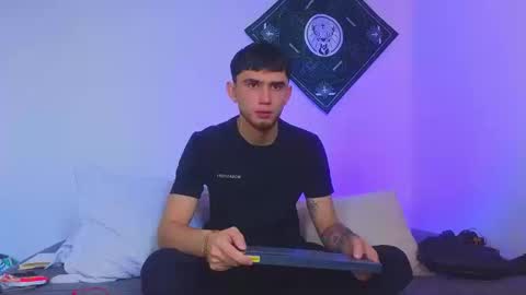 samevansx online show from 09/11/25, 02:39