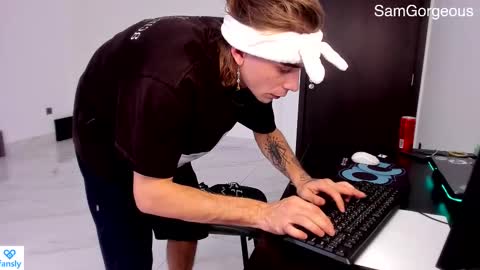 Fansly -       Top4fans   online show from 02/25/25, 10:37