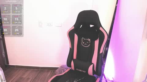 samiacooper25 online show from 09/13/25, 09:53