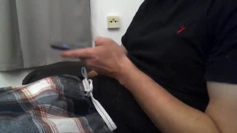 Snapshot of samiam381653 chatting on 09/12/25, 11:15 samiam381653 online show from 09/12/25, 11:15