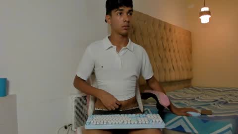 samir_19x online show from 07/10/26, 03:44