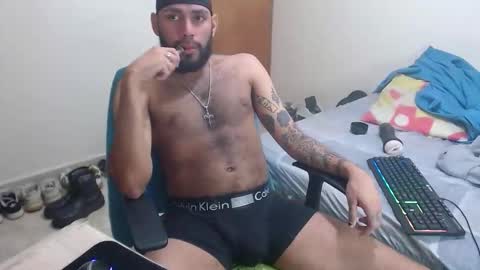 samir_music_ online show from 11/05/25, 07:58