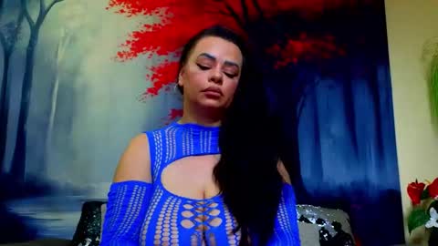     online show from 12/22/25, 09:01