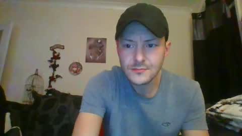 sexy lad looking for fun online show from 12/08/24, 08:04