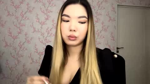 Elina online show from 02/17/26, 07:16