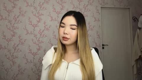 Elina online show from 02/27/26, 07:41