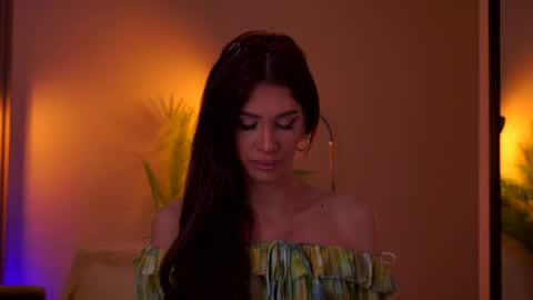 Sammi online show from 05/25/26, 04:07