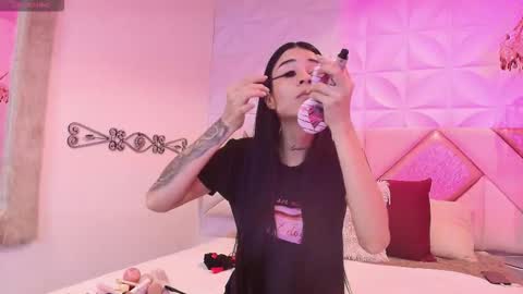 Snapshot of sammy_blaze chatting on 12/01/25, 12:32 Sammy online show from 12/01/25, 12:32