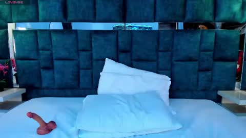 Snapshot of sammy_stonne chatting on 07/25/26, 02:03 sammy_stonne online show from 07/25/26, 02:03