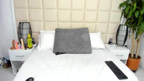 Nice to meet you guys my name is Lina. online show from 03/02/25, 05:01