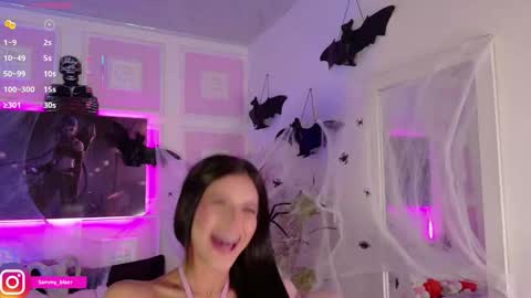 Samantha online show from 10/24/25, 09:11