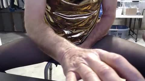 Snapshot of sammyduz2 chatting on 01/21/25, 01:22 Sammy online show from 01/21/25, 01:22