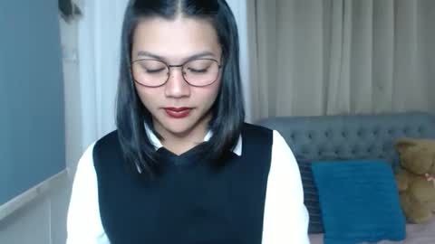 Snapshot of sammypretty19 chatting on 02/19/26, 12:17 im throat fucker online show from 02/19/26, 12:17