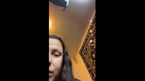 Snapshot of sammyraxx chatting on 11/19/25, 09:37 Sammy Raxx online show from 11/19/25, 09:37