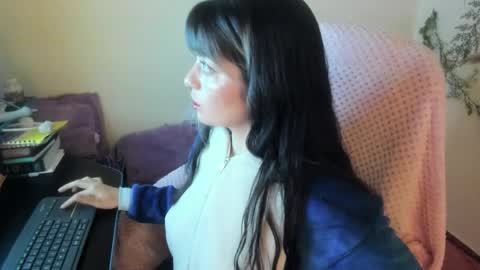 Snapshot of sammysammy_ chatting on 10/03/25, 03:03 online show from 10/03/25, 03:03