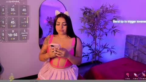 Snapshot of sammyy_owens_ chatting on 11/26/25, 03:07 Sammy online show from 11/26/25, 03:07