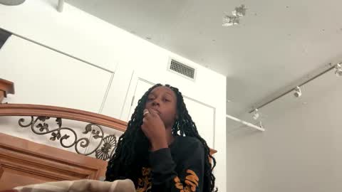 Snapshot of samoanne chatting on 12/19/24, 06:56 Samoanne online show from 12/19/24, 06:56