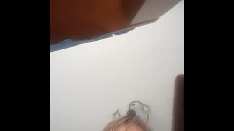 Snapshot of samotna38 chatting on 02/25/26, 07:07 samotna38 online show from 02/25/26, 07:07