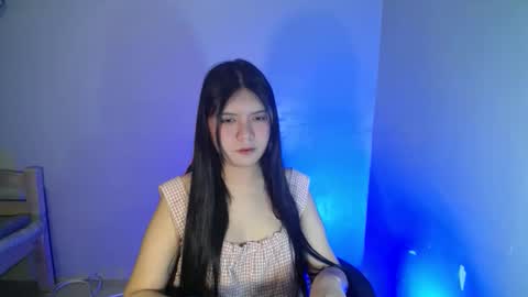Snapshot of sampaguita_pinayxx chatting on 01/13/26, 11:04 SOFIA online show from 01/13/26, 11:04