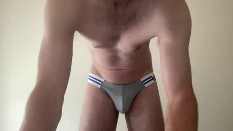 Snapshot of samt2527 chatting on 02/08/25, 04:14 SamT online show from 02/08/25, 04:14