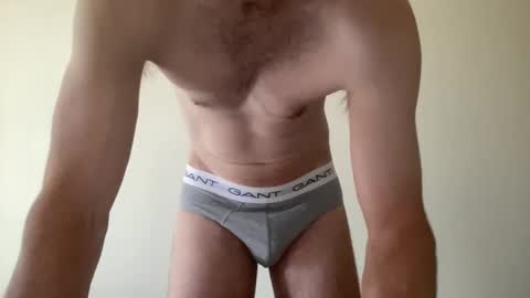 Snapshot of samt2527 chatting on 03/10/25, 03:01 SamT online show from 03/10/25, 03:01